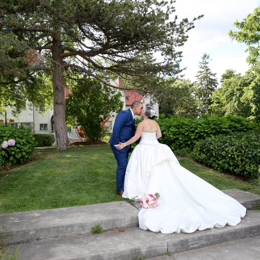 Wedding Dress - Picture 2 of 4